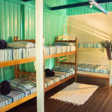 Hostel Antonio Pescador - Centro Da Guarda do Embaú Buitenkant foto
