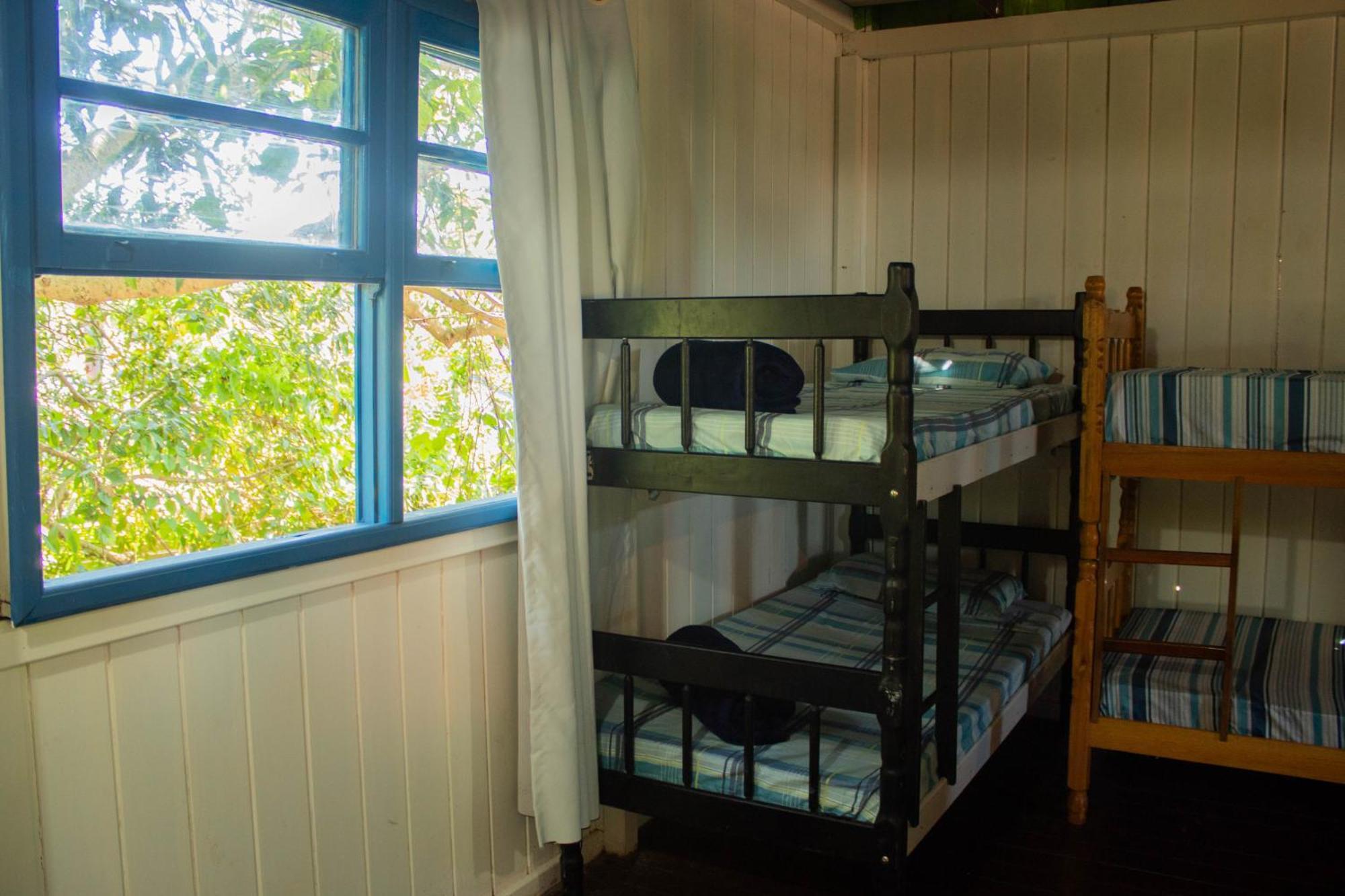 Hostel Antonio Pescador - Centro Da Guarda do Embaú Buitenkant foto