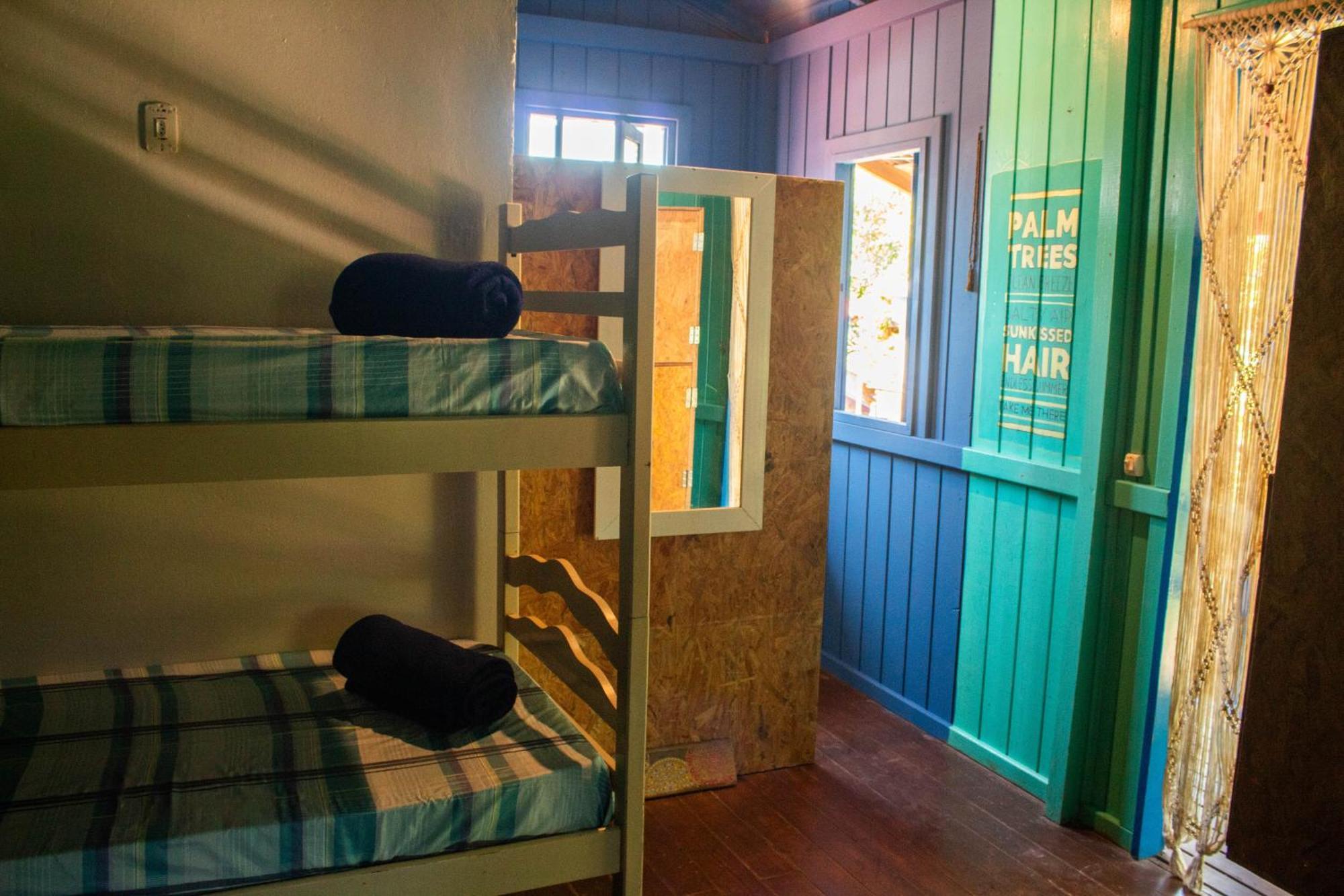 Hostel Antonio Pescador - Centro Da Guarda do Embaú Buitenkant foto