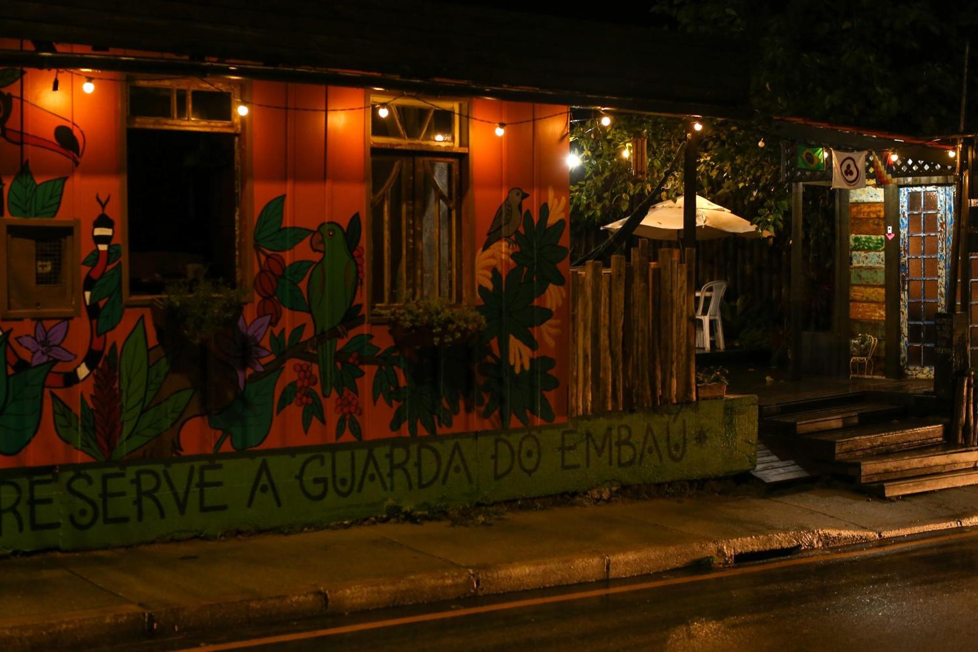 Hostel Antonio Pescador - Centro Da Guarda do Embaú Buitenkant foto